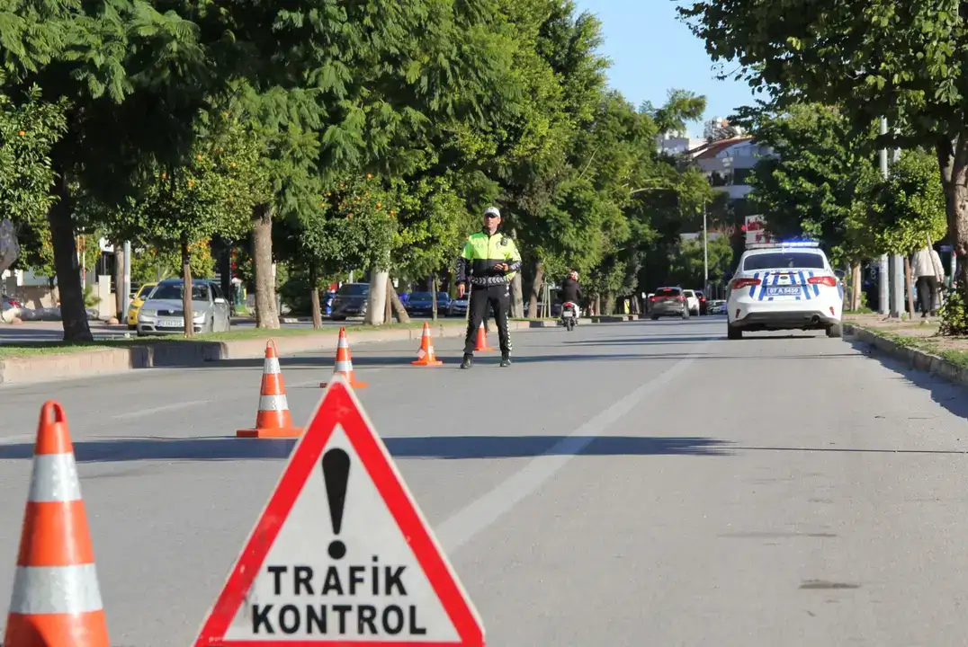 Antalya’da 1 Haftada 60 Bin Araç Mercek Altında 1